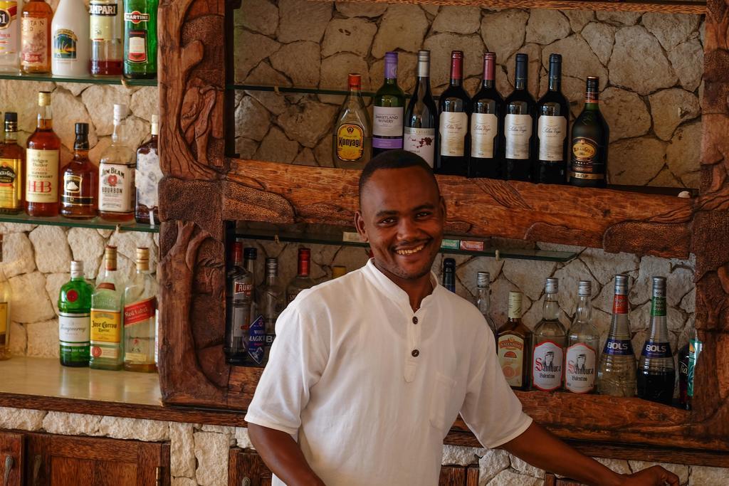 Seasons Lodge Zanzibar Pongwe Bagian luar foto